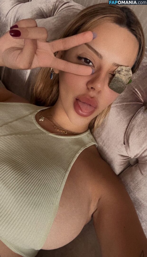 Demet Öztürk Nud OnlyFans  Fotografie scursă #1