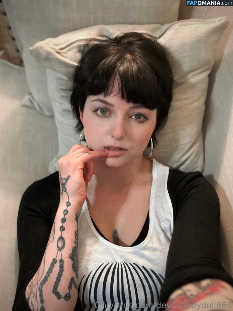 devilsbabydoll666 Nud OnlyFans  Fotografie scursă #11