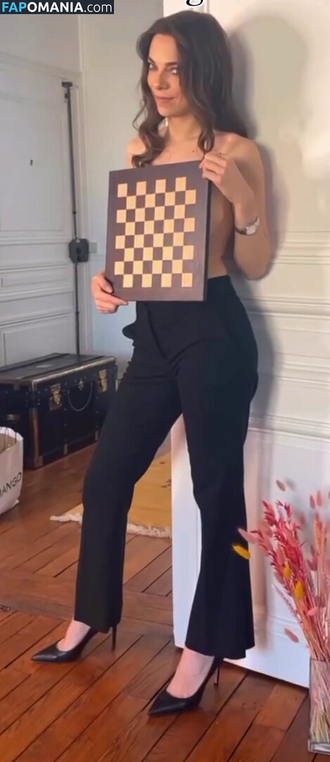 Dina Belenkaya / dinabelenkaya / thebelenkaya Nud OnlyFans  Fotografie scursă #39