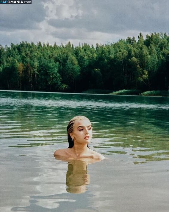 Dina Saeva / senoritasaeva Nud OnlyFans  Fotografie scursă #13