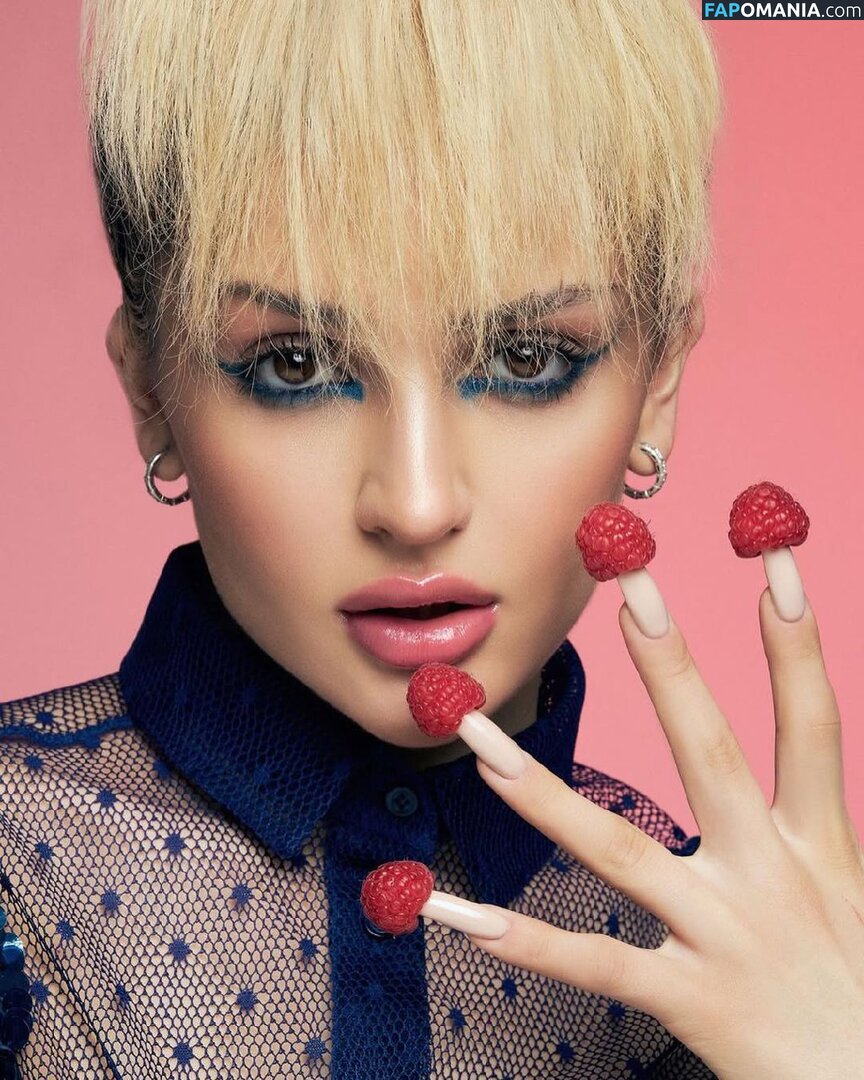 Dina Saeva / senoritasaeva Nud OnlyFans  Fotografie scursă #36