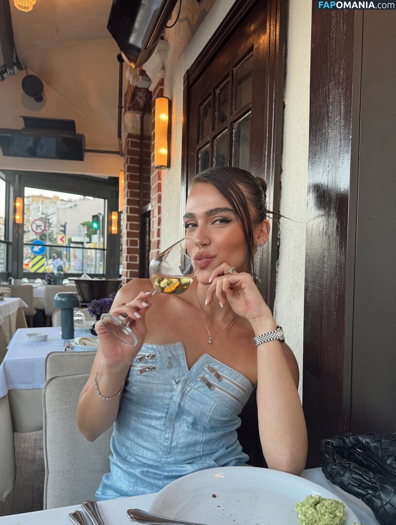 dinckalecem / https: Nud OnlyFans  Fotografie scursă #5