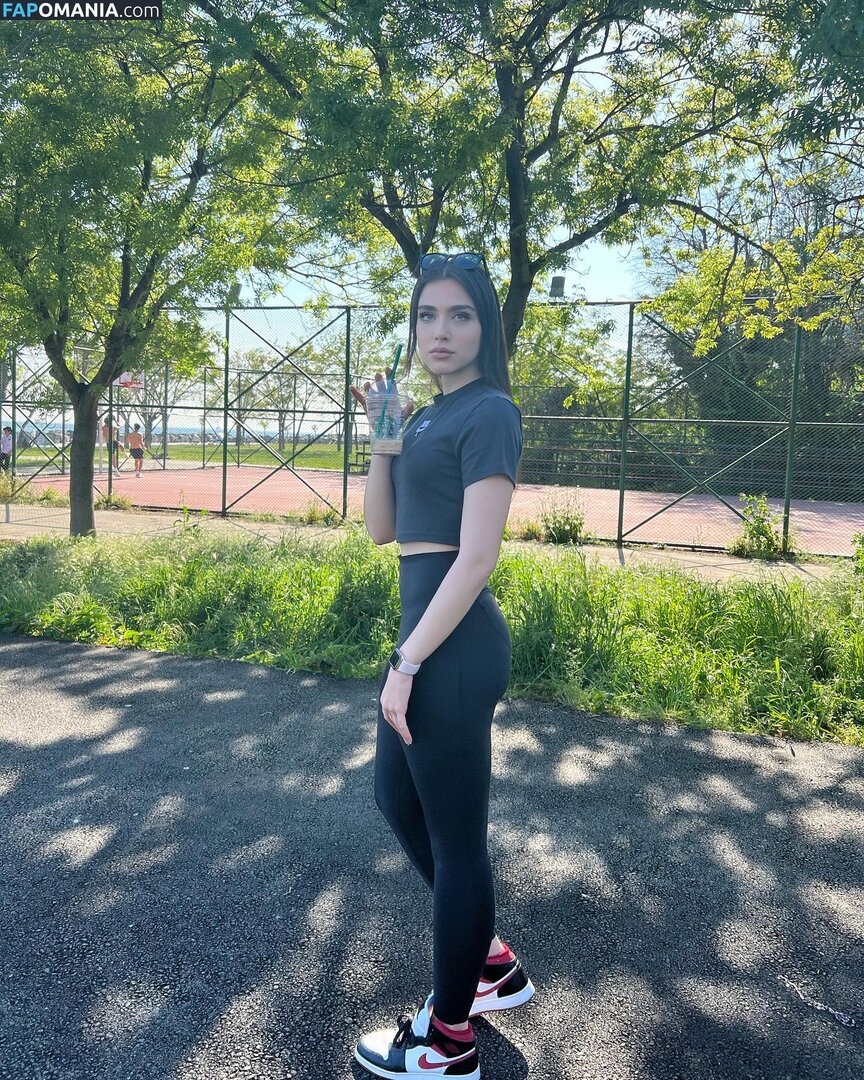 dinckalecem / https: Nud OnlyFans  Fotografie scursă #6