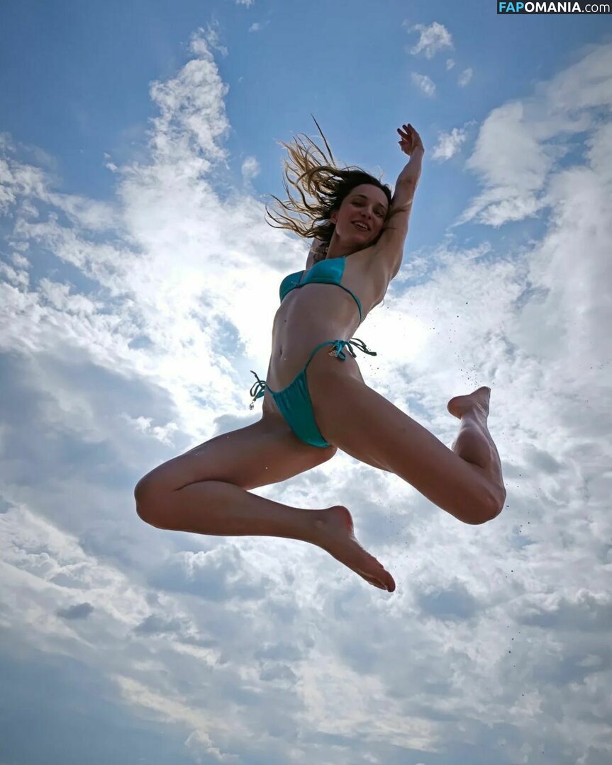 Dobos Evelin / evelindobos Nud OnlyFans  Fotografie scursă #6