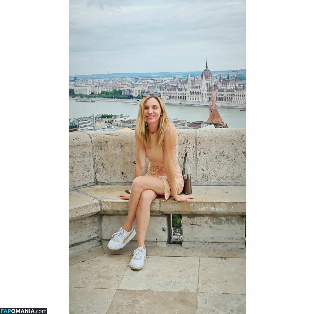 Dobos Evelin / evelindobos Nud OnlyFans  Fotografie scursă #9