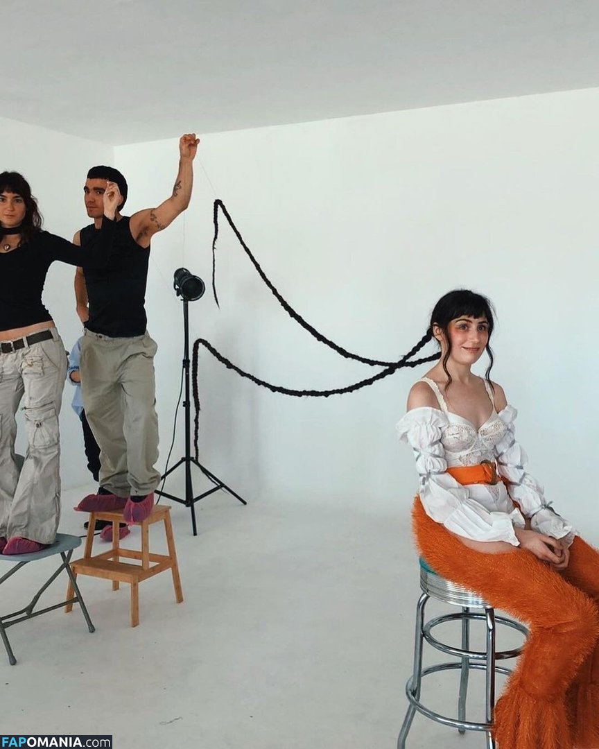 Doddleoddle / Dodie Clark Nud OnlyFans  Fotografie scursă #36