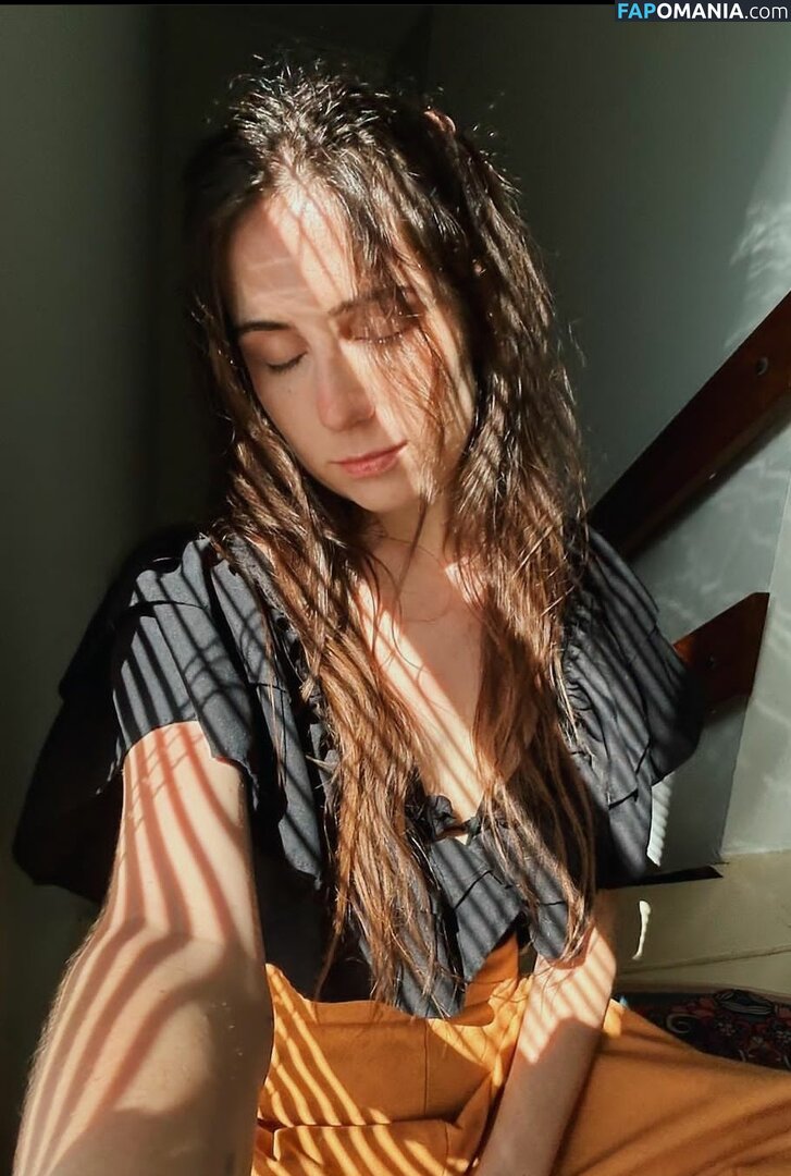 Doddleoddle / Dodie Clark Nud OnlyFans  Fotografie scursă #202