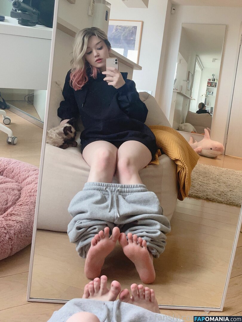 DonnaLoli / donnami_cos Nud OnlyFans  Fotografie scursă #193