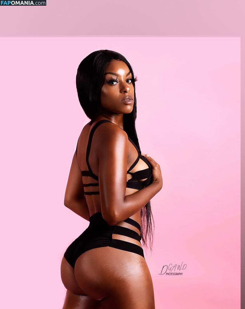 donna / donnaque3n / donnaqueen Nud OnlyFans  Fotografie scursă #1