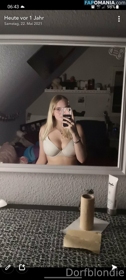 Dorfblondie Nud OnlyFans  Fotografie scursă #14