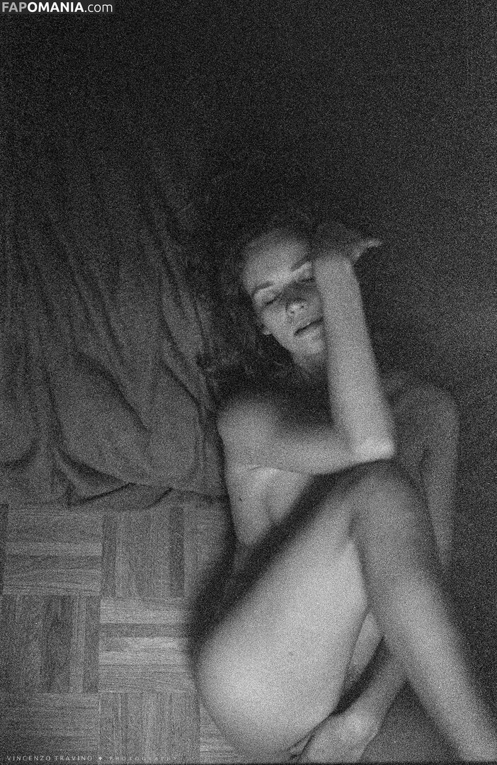 Dovile Jankauskaite / dovilejankauskaite / dovileparis Nud OnlyFans  Fotografie scursă #2