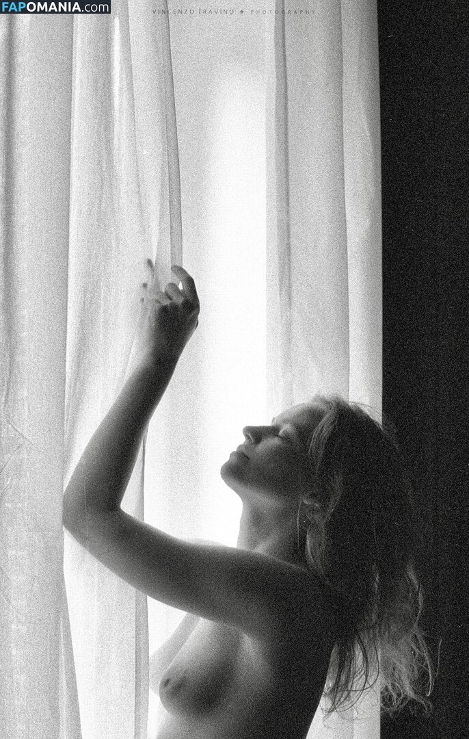Dovile Jankauskaite / dovilejankauskaite / dovileparis Nud OnlyFans  Fotografie scursă #4