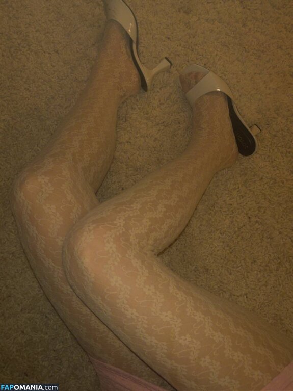 dpuw_ / maybe_pretty_ / zoya_maybe_pretty Nud OnlyFans  Fotografie scursă #1