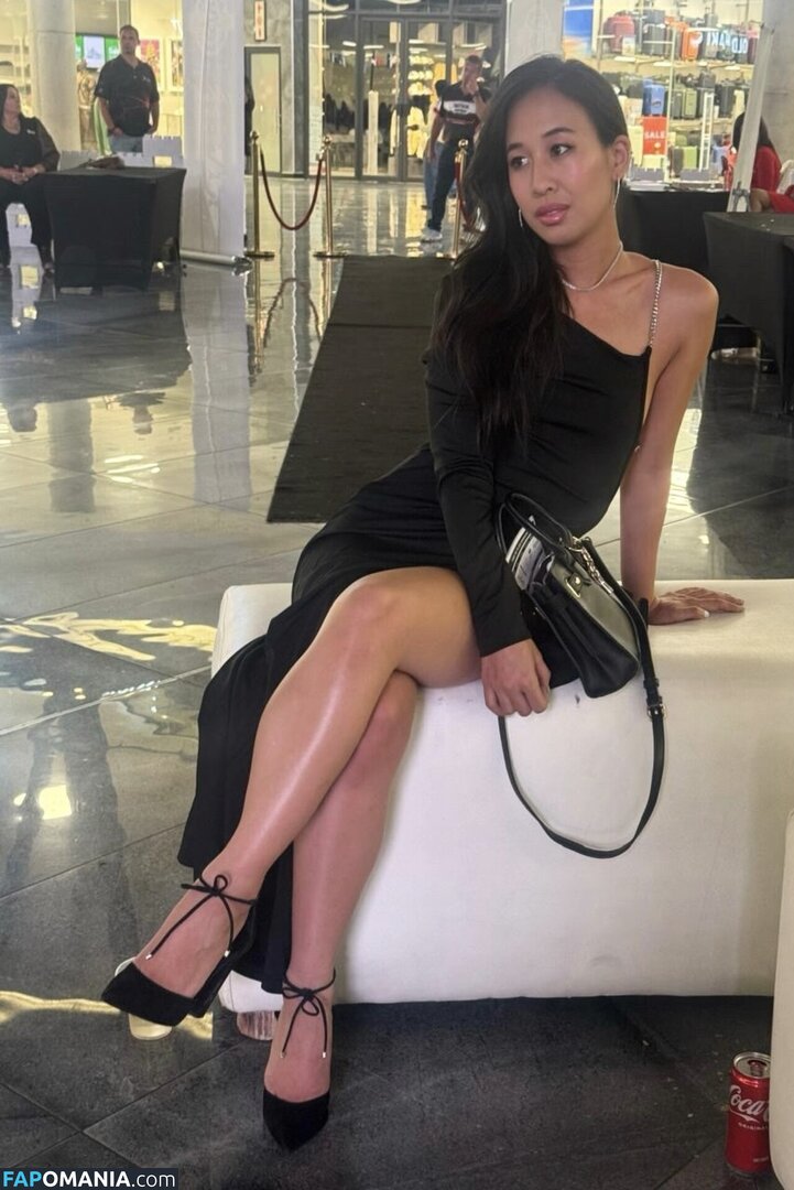 Dr Joanne Lan / drjoannelan Nud OnlyFans  Fotografie scursă #2
