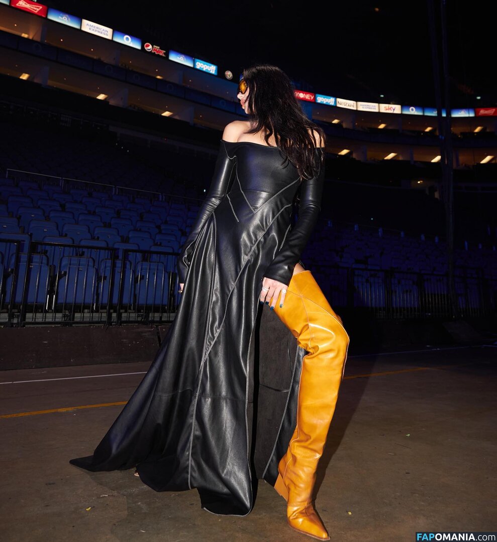 Dua Lipa / dualipa Nud OnlyFans  Fotografie scursă #179