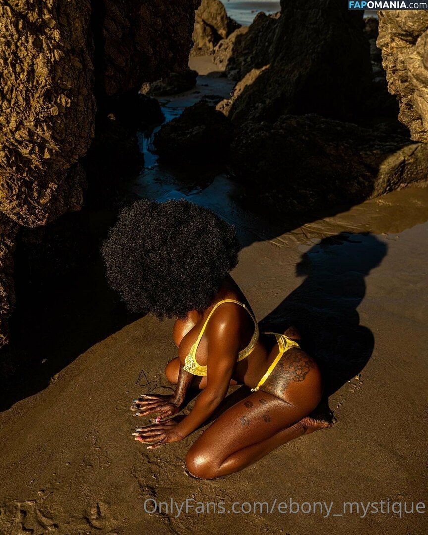 EbonyGoddessMystique / ebony_goddessmysti / ebony_mystique / https: Nud OnlyFans  Fotografie scursă #43