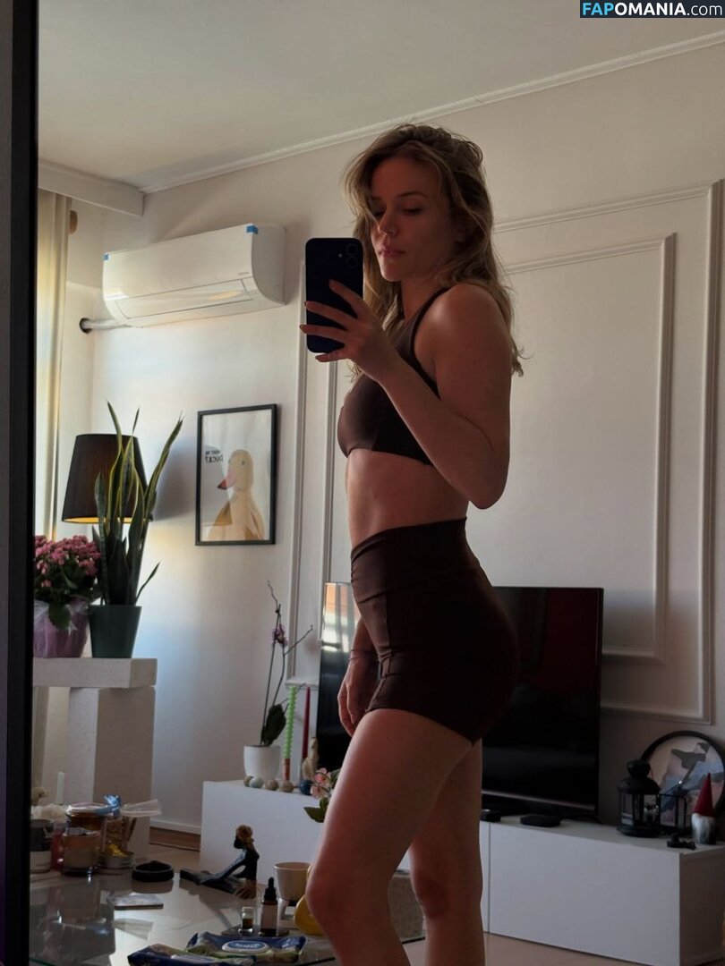 1ecemkaravus / Ecem Karavus / ecmkrvs / https: Nud OnlyFans  Fotografie scursă #20