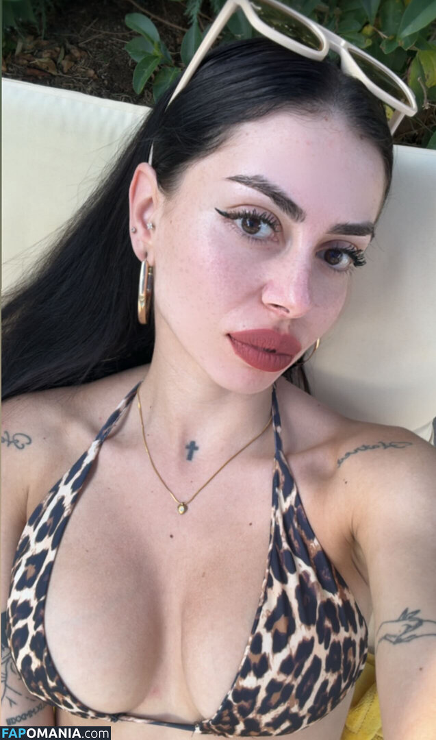 Edibe Bereket / Madamelyax Nud OnlyFans  Fotografie scursă #4