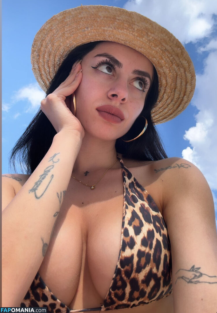 Edibe Bereket / Madamelyax Nud OnlyFans  Fotografie scursă #5