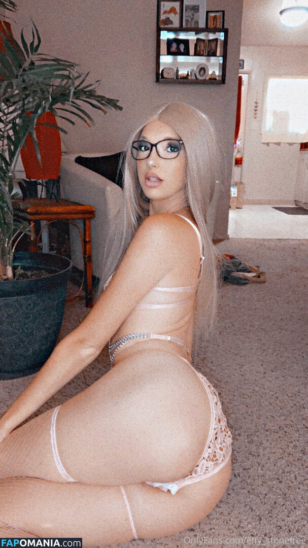 effy_stonefree / halfelfhalfdevil Nud OnlyFans  Fotografie scursă #9