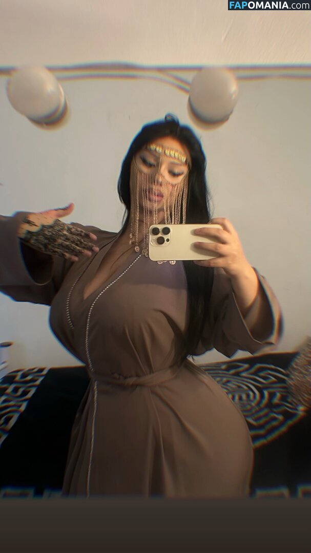 Wissem / _Elegancewoman_ / isswxm Nud OnlyFans  Fotografie scursă #2