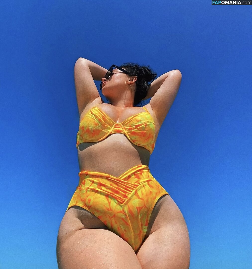 elenipolinski Nud OnlyFans  Fotografie scursă #12
