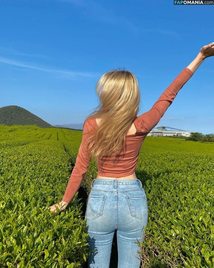 Elina Karimova / elina_4_22 Nud OnlyFans  Fotografie scursă #2