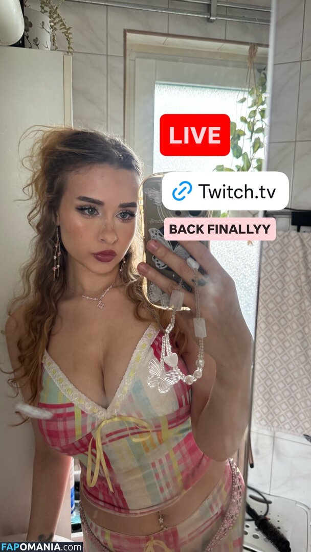 elina twich Nud OnlyFans  Fotografie scursă #12