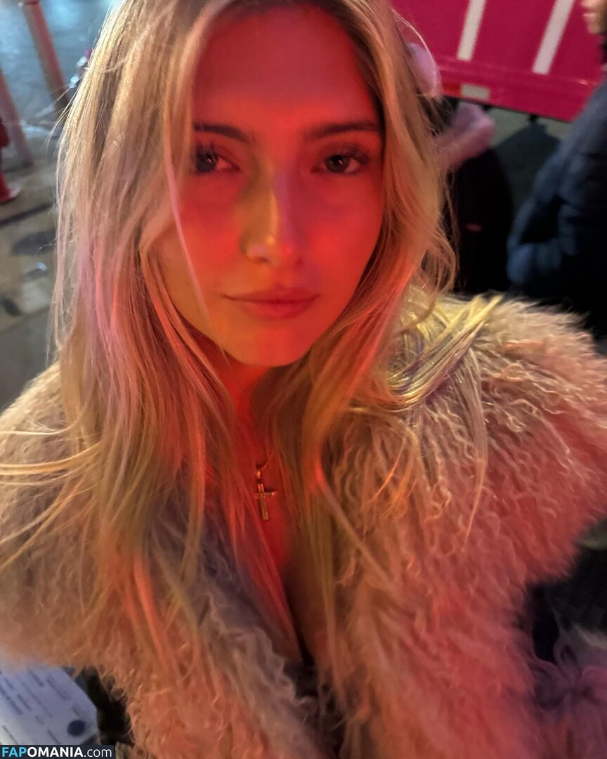 Ella Ailiff Nud OnlyFans  Fotografie scursă #3
