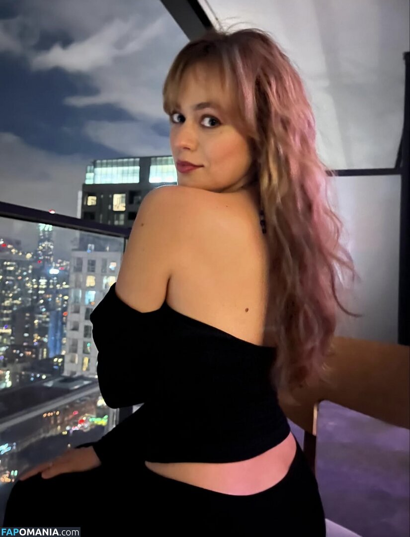 Ella Ballentine / ellaballentine Nud OnlyFans  Fotografie scursă #2