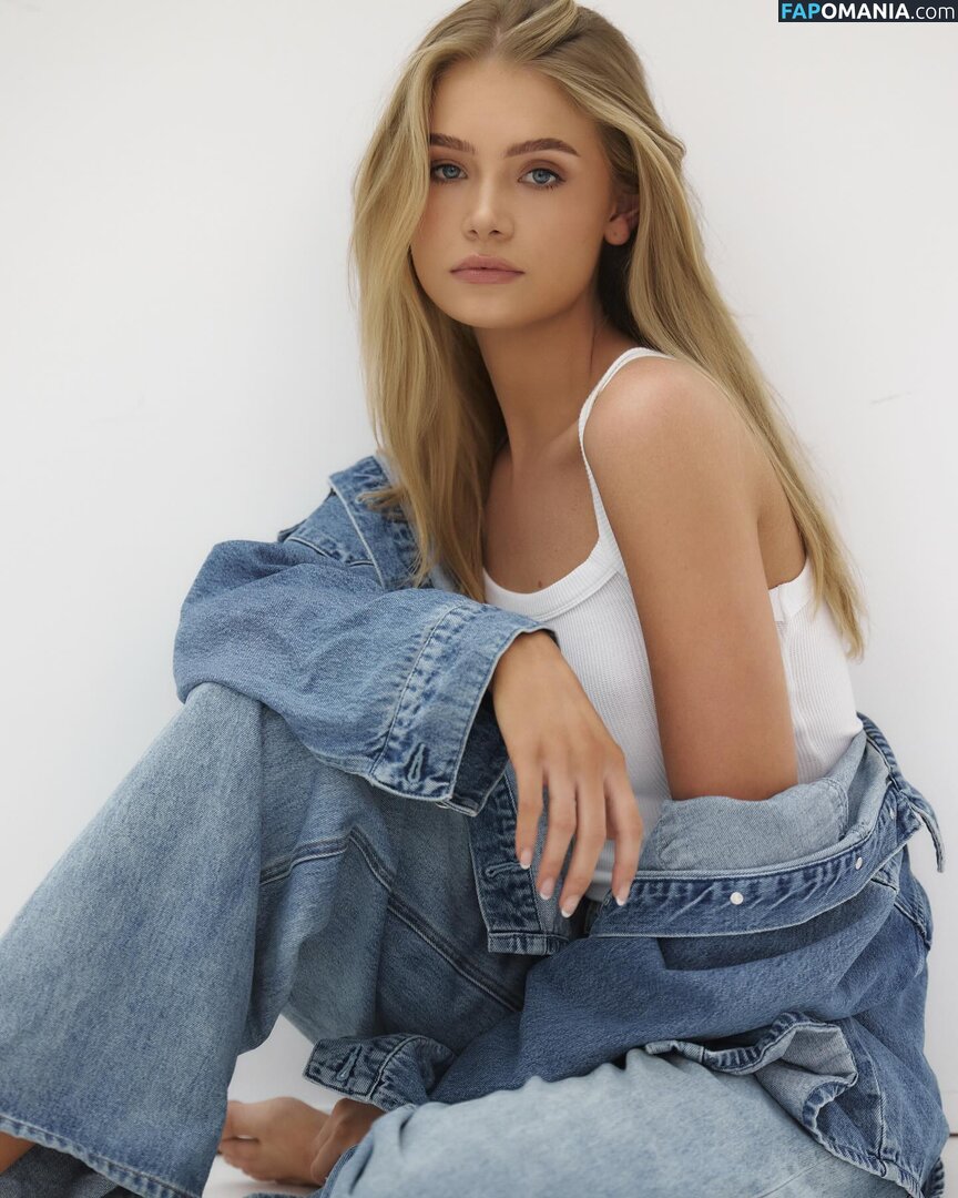 Ella Binney / miss.ella.binney Nud OnlyFans  Fotografie scursă #14