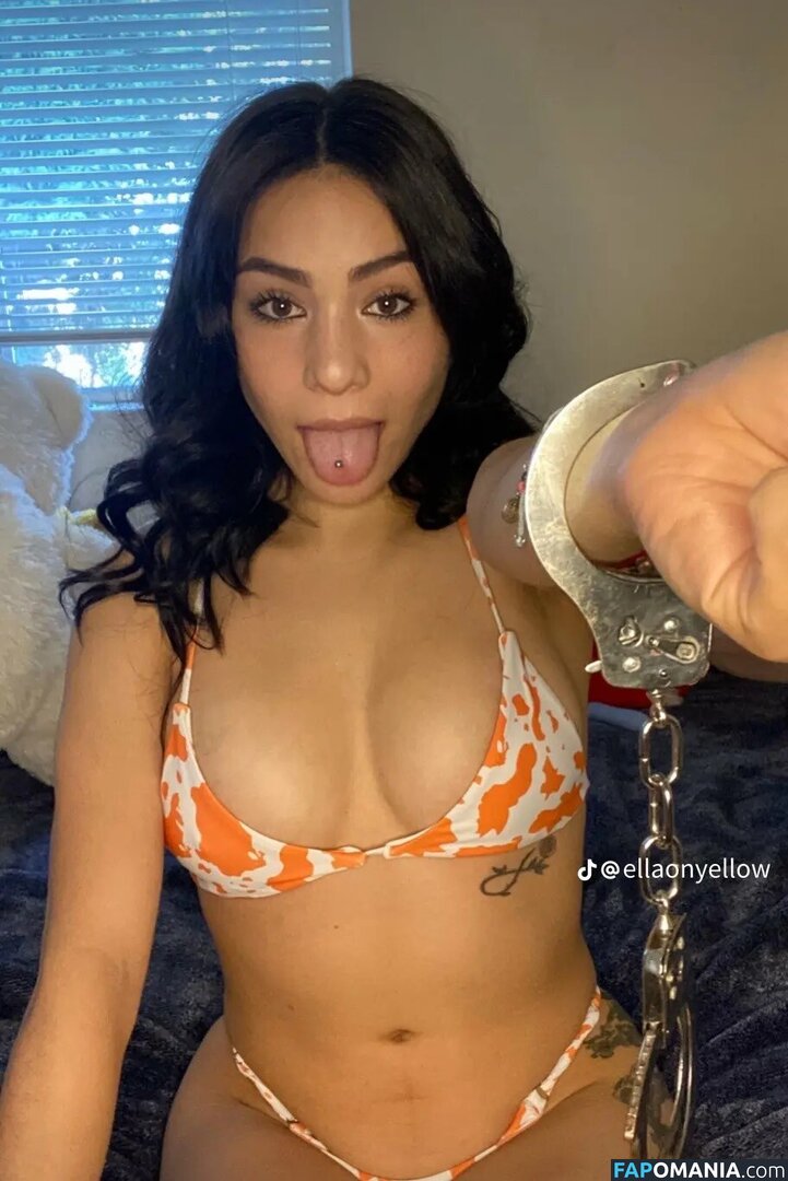 Ellaonyellow / ielleowo Nud OnlyFans  Fotografie scursă #4