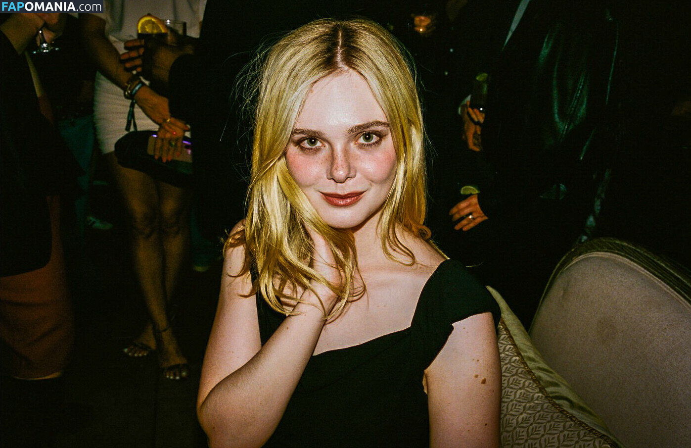 Elle Fanning / ellefanning Nud OnlyFans  Fotografie scursă #57