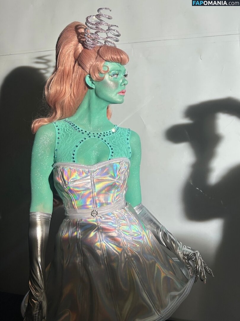 Elle Fanning / ellefanning Nud OnlyFans  Fotografie scursă #137