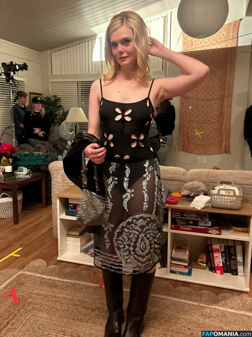 Elle Fanning / ellefanning Nud OnlyFans  Fotografie scursă #147