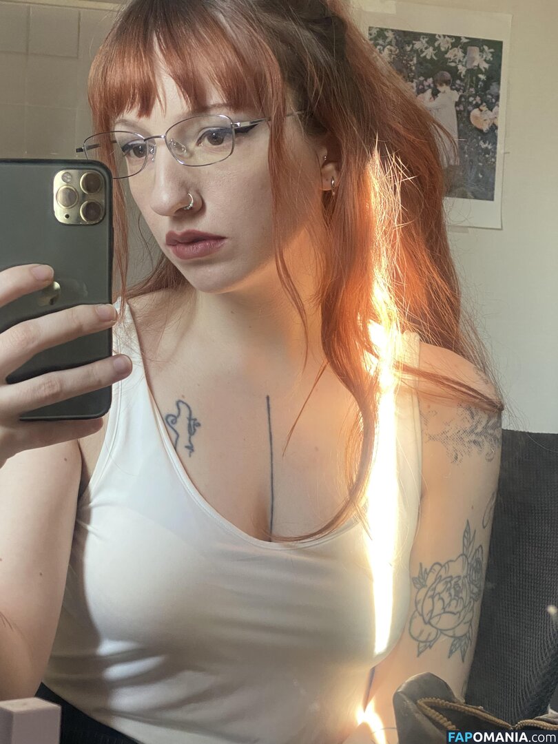 Ellie Haze / sgh.ellieehaze Nud OnlyFans  Fotografie scursă #4