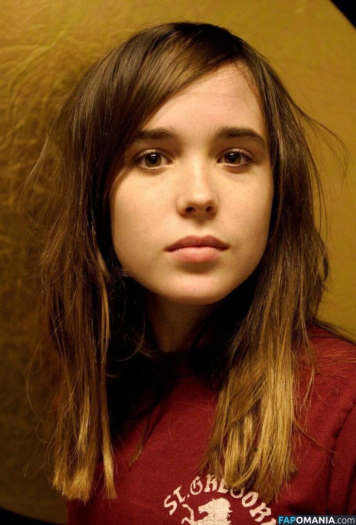 Elliot Page / elliotpage / formerly Ellen Page Nud OnlyFans  Fotografie scursă #2