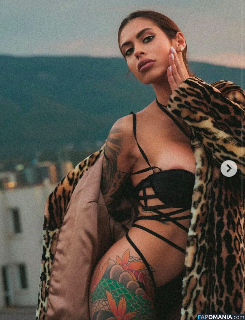 ellsii_ / inkedelenaa Nud OnlyFans  Fotografie scursă #11