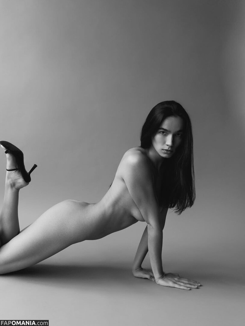 Elvina Garaeva / elyagara Nud OnlyFans  Fotografie scursă #5