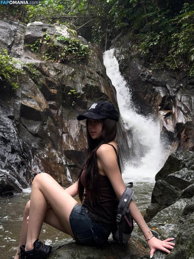 Elyn Leong / elynleonggg / https: Nud OnlyFans  Fotografie scursă #3