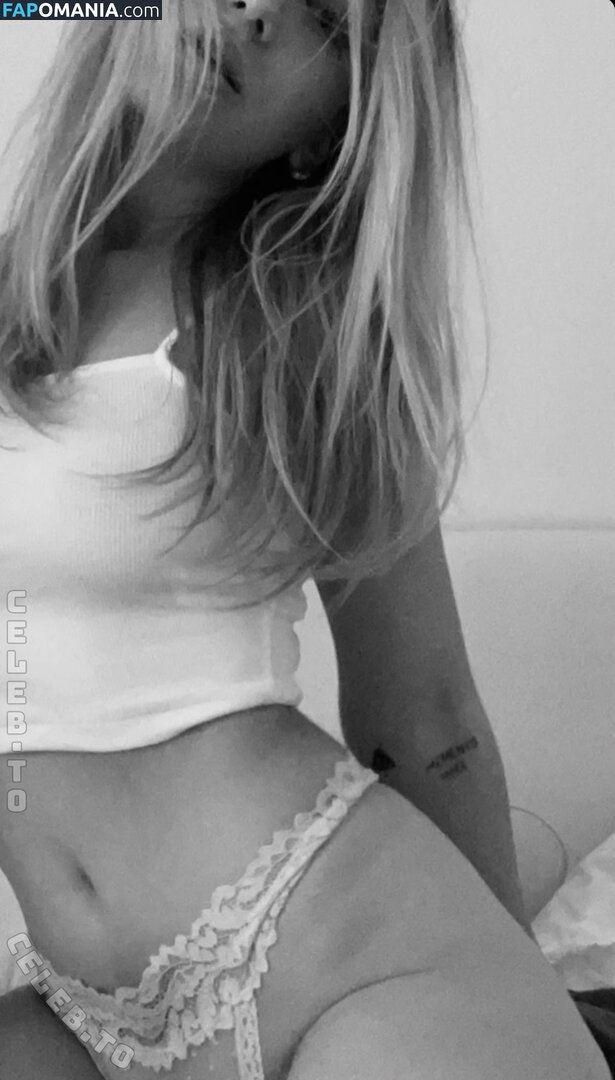 Ema Louise / emalouiise / emaxlouise Nud OnlyFans  Fotografie scursă #6