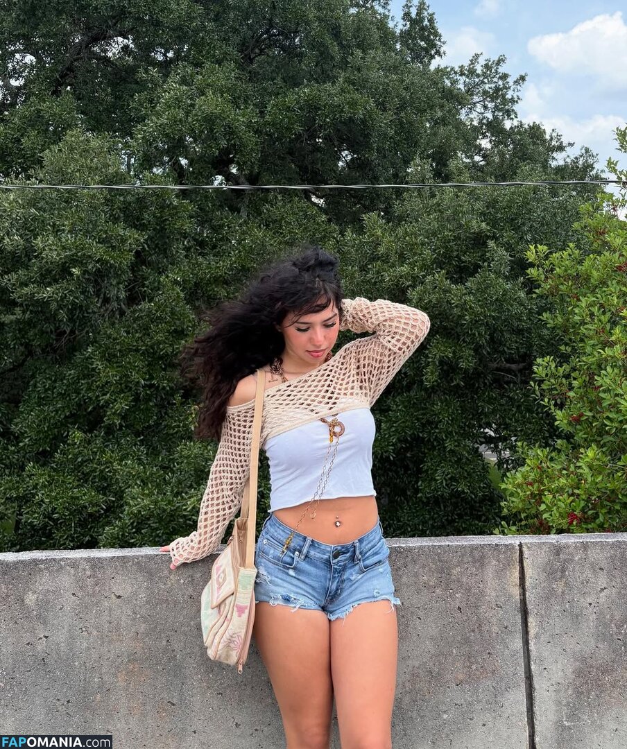 Emaleah Christou / emaleahchristou / https: Nud OnlyFans  Fotografie scursă #8