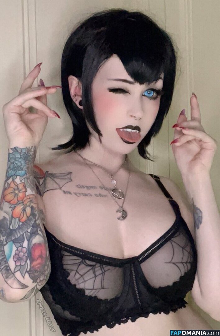 Emberwolfcosplay / emberwolf / theemberwolf Nud OnlyFans  Fotografie scursă #4