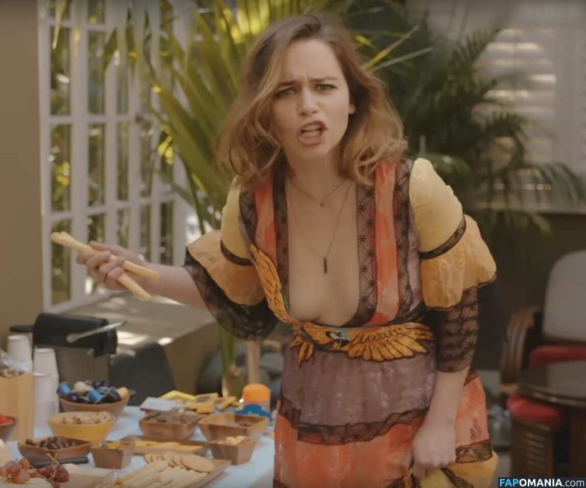 Emilia Clarke / clarkeyxo / emilia_clarke / emiliaclarke Nud OnlyFans  Fotografie scursă #735
