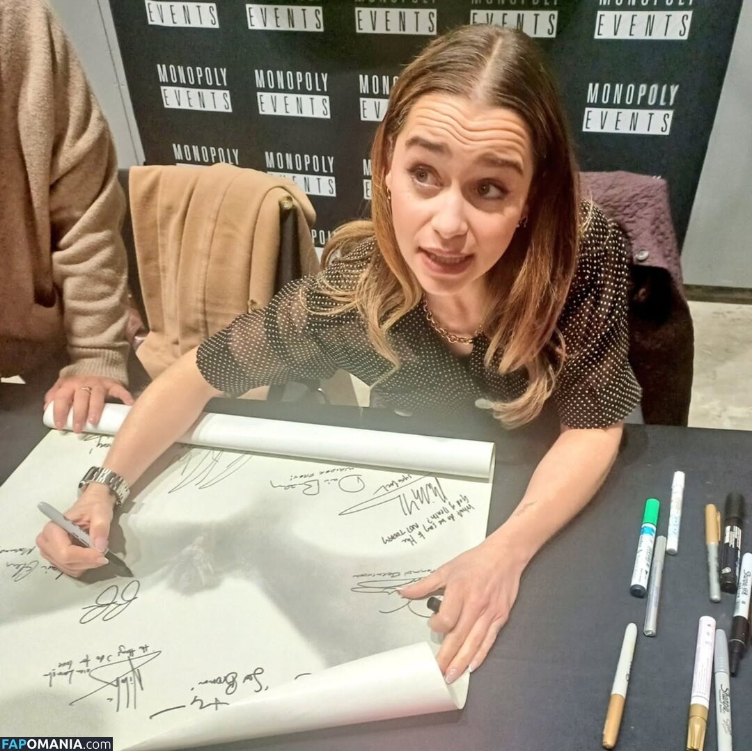 Emilia Clarke / clarkeyxo / emilia_clarke / emiliaclarke Nud OnlyFans  Fotografie scursă #892