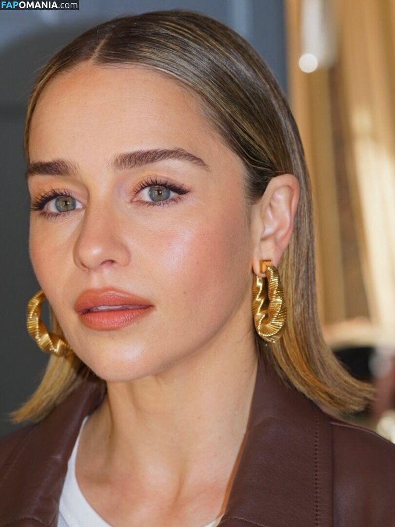 Emilia Clarke / clarkeyxo / emilia_clarke / emiliaclarke / emiliaclarkecentral / https: Nud OnlyFans  Fotografie scursă #925