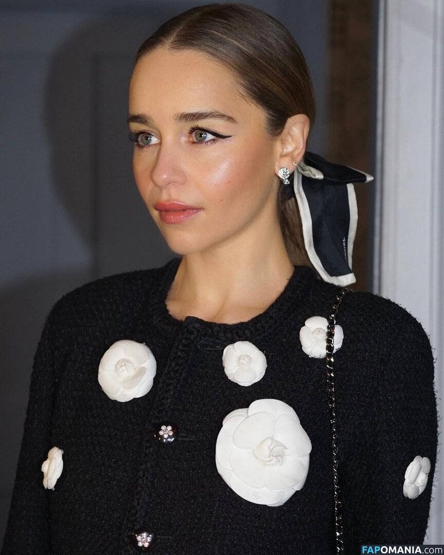 Emilia Clarke / clarkeyxo / emilia_clarke / emiliaclarke / emiliaclarkecentral / https: Nud OnlyFans  Fotografie scursă #930