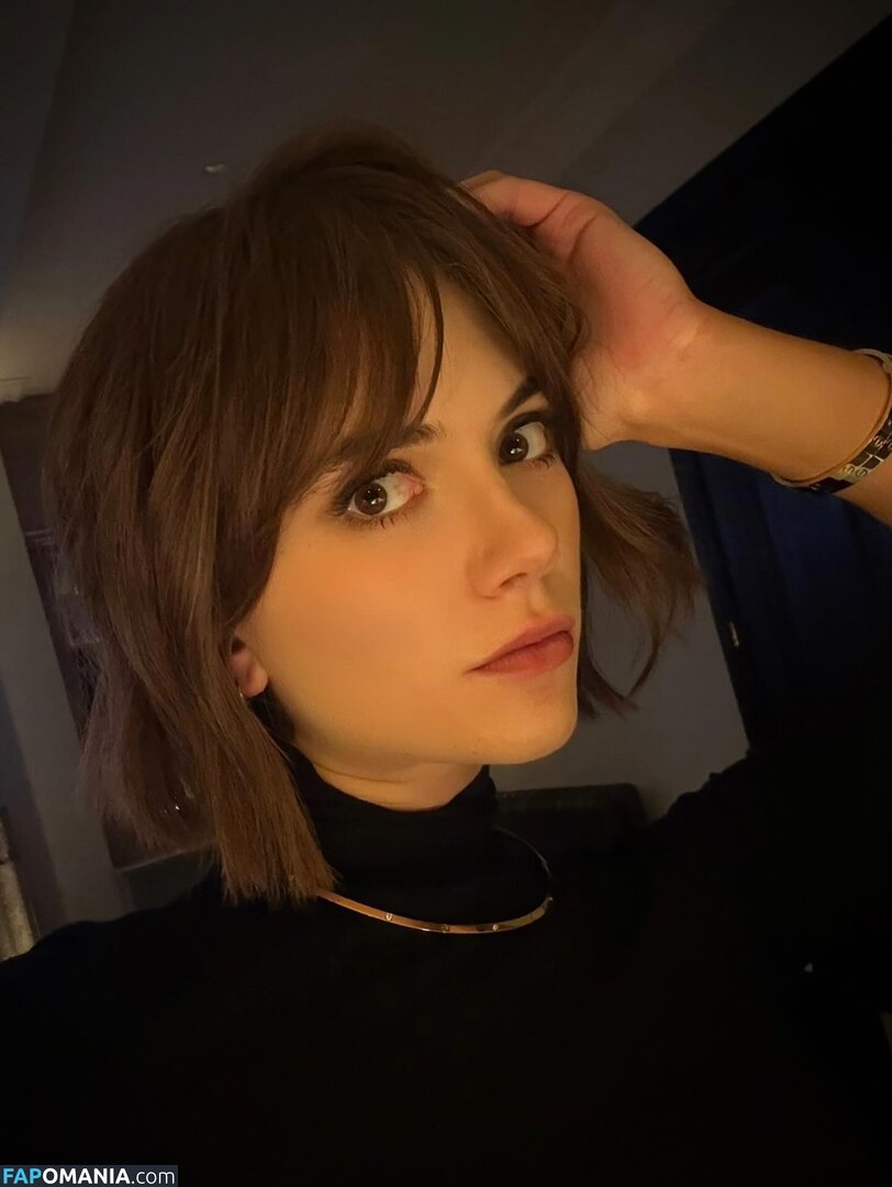 Emilia Jones Nud OnlyFans  Fotografie scursă #25