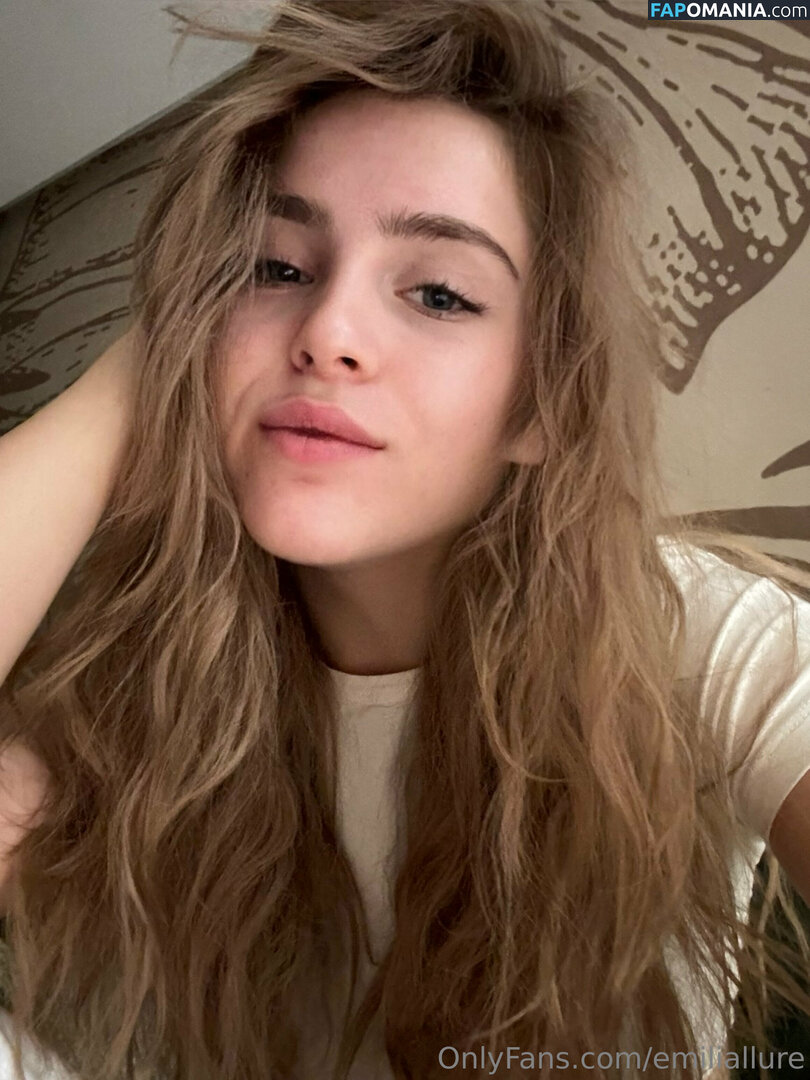 emiliallure Nud OnlyFans  Fotografie scursă #8