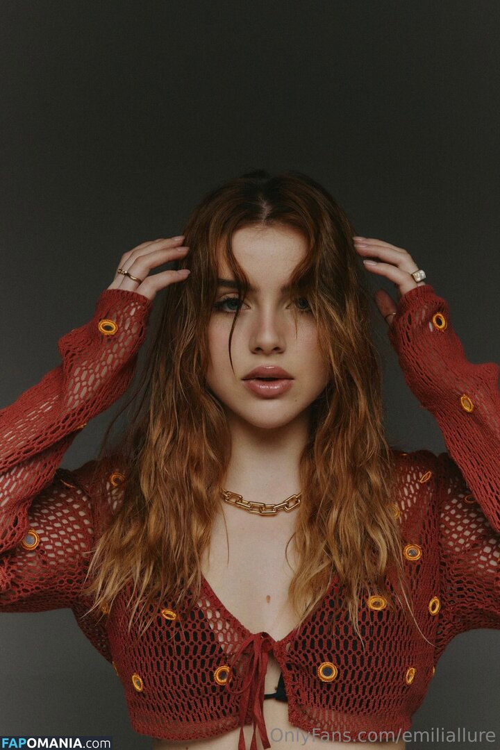 emiliallure Nud OnlyFans  Fotografie scursă #11